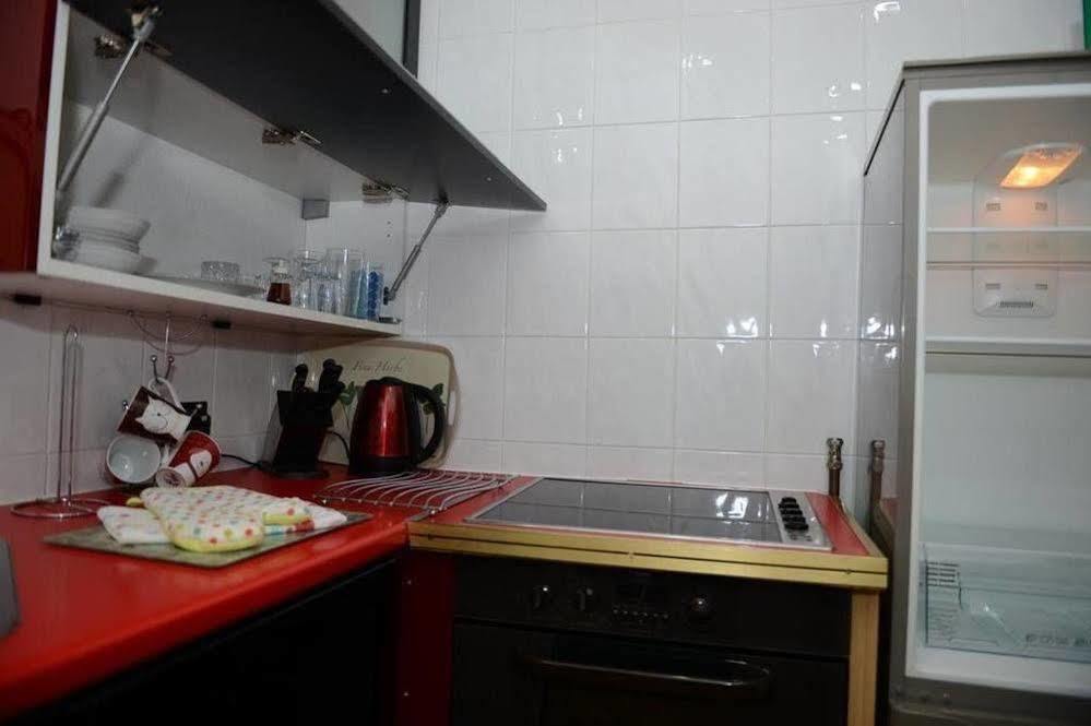F3 2 Bedroomed Town House - Free Parking - Super 150 Mbps Wifi Near Gavin N Stacey Film House - 1 Free Dog Allowed Барри Экстерьер фото